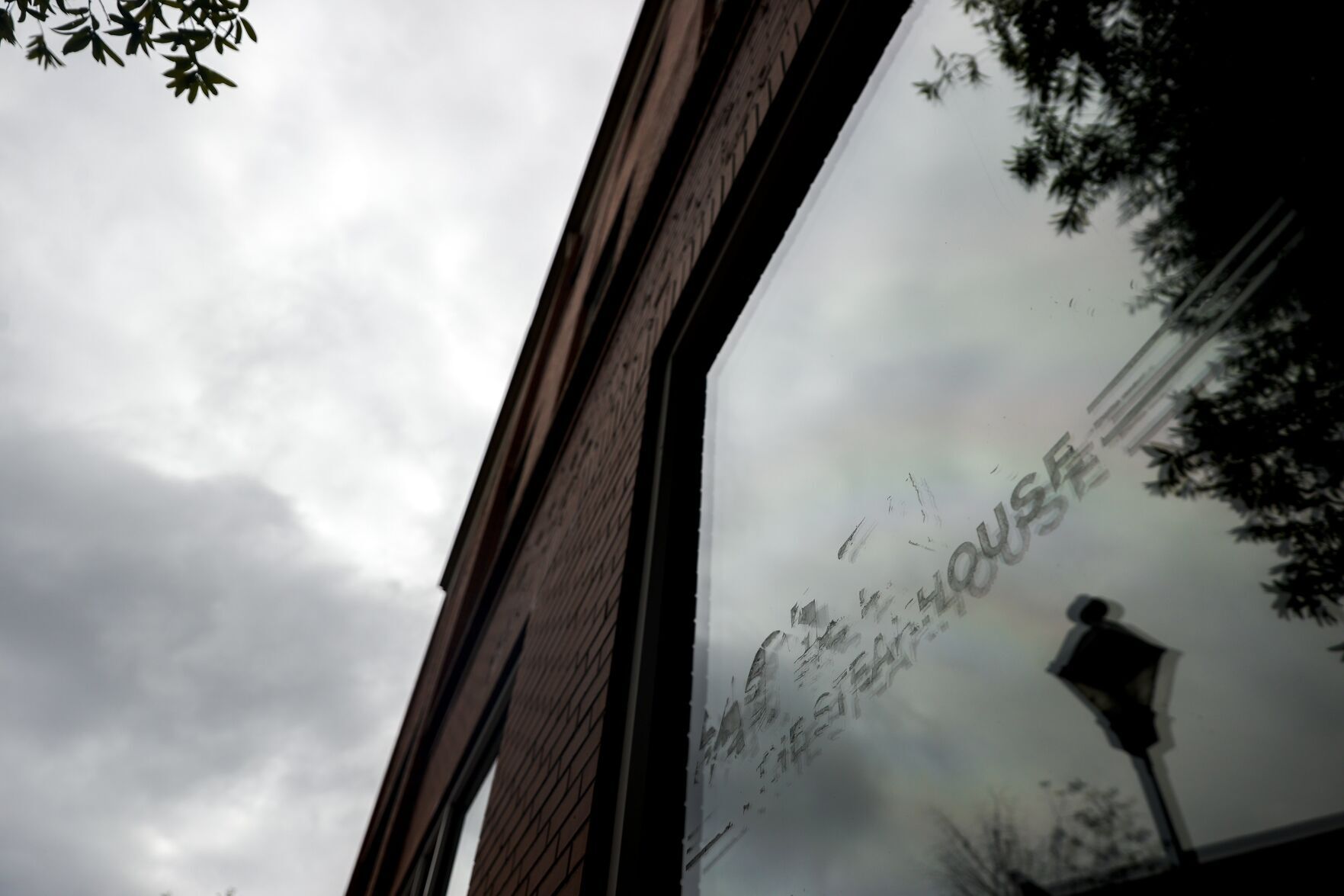 20220909_MET_BITES